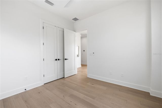 221 43RD AVENUE N, St Petersburg, FL 33703