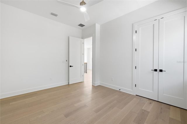 221 43RD AVENUE N, St Petersburg, FL 33703