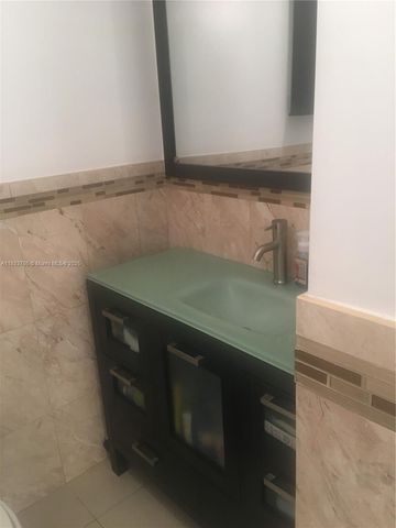 1750 NE 115th St 608, Miami, FL 33181