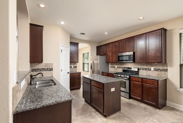 27027 Sable Run, Boerne, TX 78015