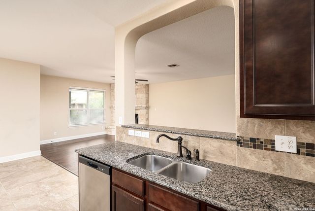 27027 Sable Run, Boerne, TX 78015