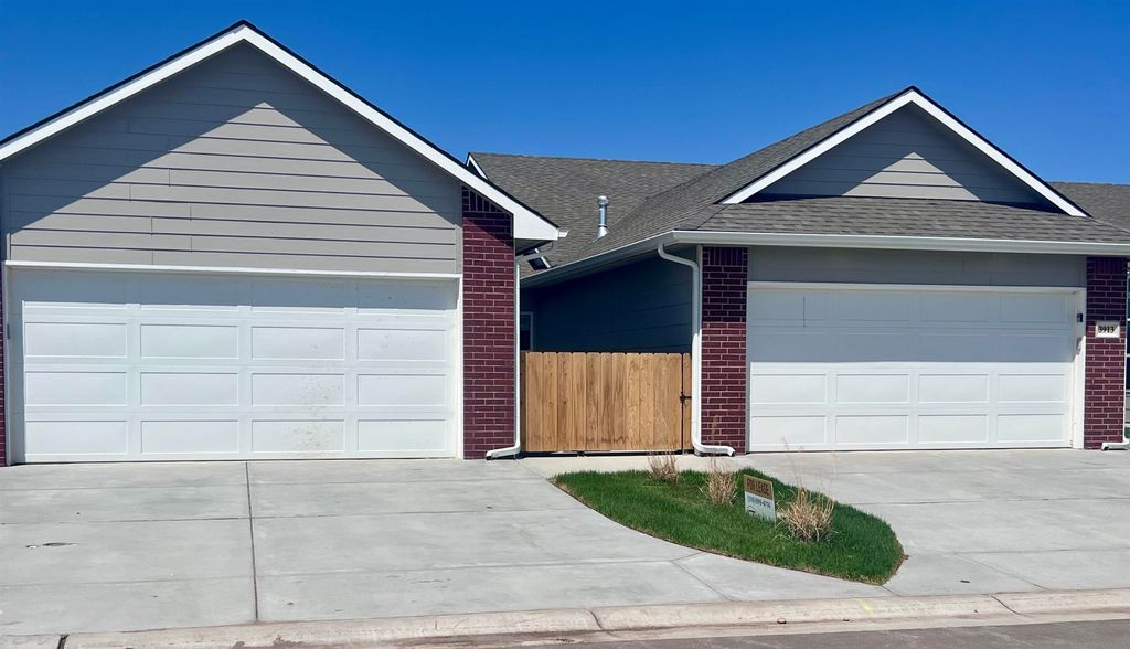 12118-12120 W 33RD Street N., Maize, KS 67101