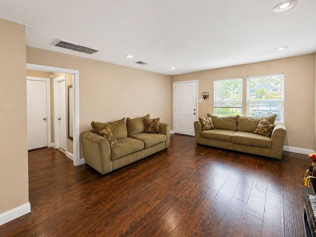 6519 Beekman Road, Houston, TX 77021