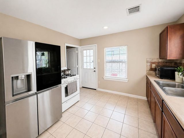 6519 Beekman Road, Houston, TX 77021