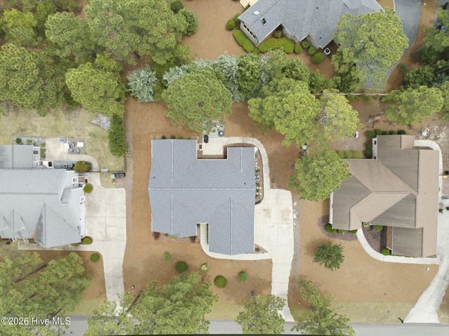2 Minikahada Trail, Pinehurst, NC 28374