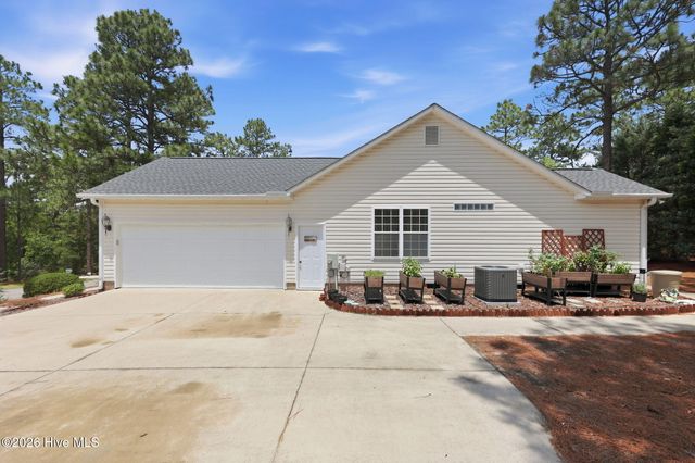2 Minikahada Trail, Pinehurst, NC 28374