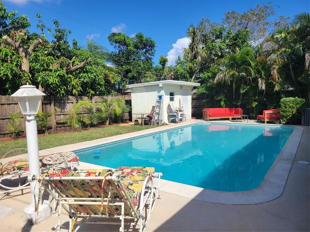 6151 SW 2nd Street, Margate, FL 33068