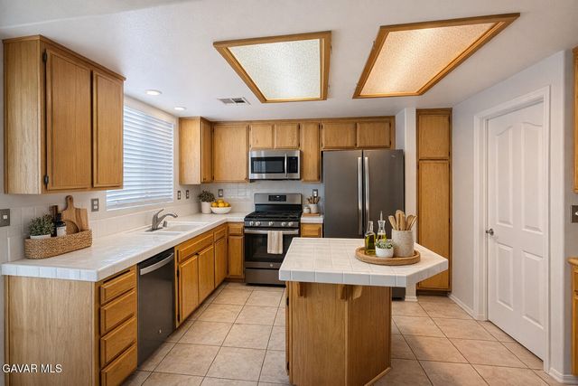 40150 Cantara Drive, Palmdale, CA 93550