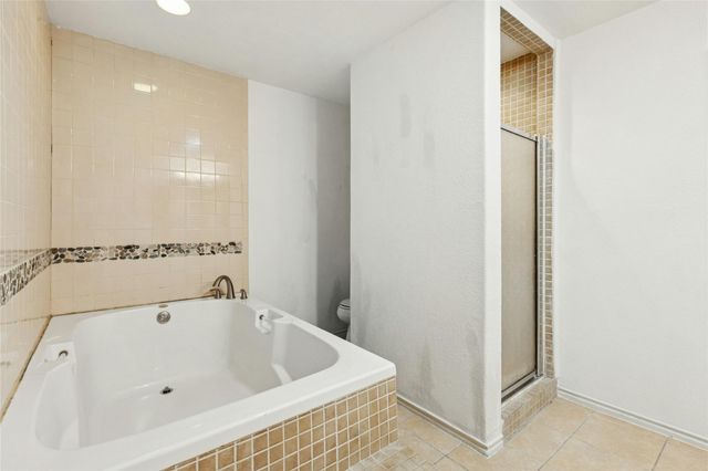 9406 N Creek DR, Austin, TX 78753