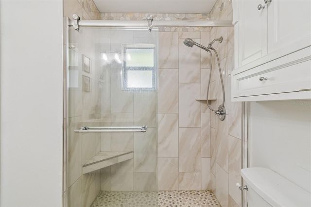 1105 E OAKWOOD STREET, Tarpon Springs, FL 34689