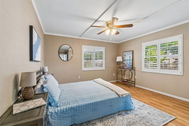 1105 E OAKWOOD STREET, Tarpon Springs, FL 34689