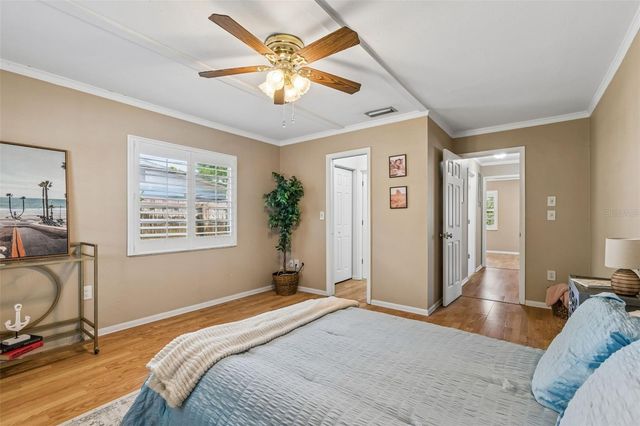 1105 E OAKWOOD STREET, Tarpon Springs, FL 34689