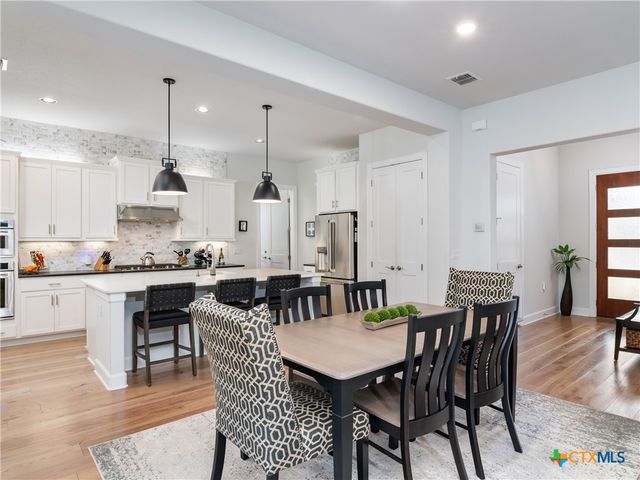 129 Balancing Laurel Drive, San Marcos, TX 78666