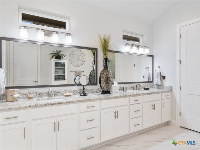 129 Balancing Laurel Drive, San Marcos, TX 78666