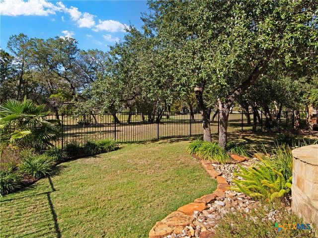 129 Balancing Laurel Drive, San Marcos, TX 78666