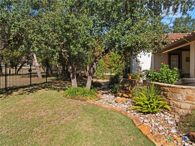 129 Balancing Laurel Drive, San Marcos, TX 78666