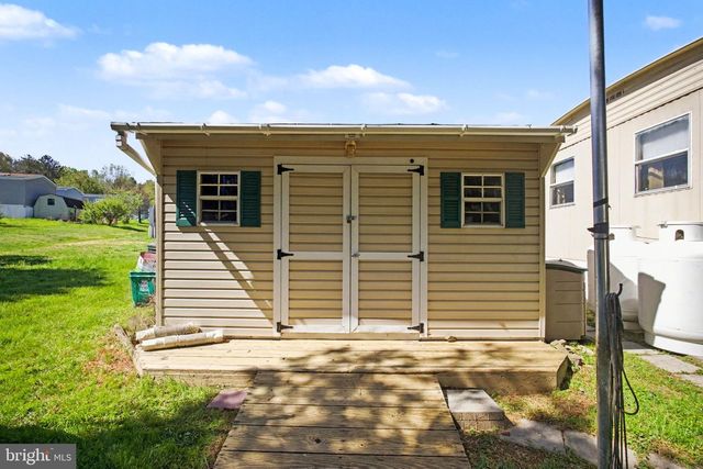 134 LOCUST LN, New Providence, PA 17560