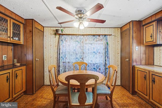 134 LOCUST LN, New Providence, PA 17560