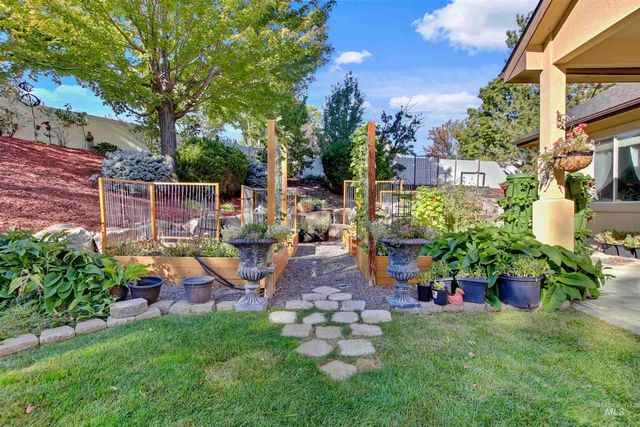 3150 S Glacier Bay Way, Meridian, ID 83642