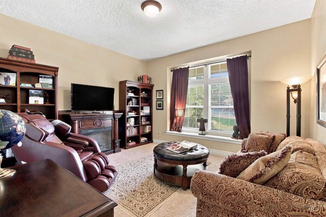 3150 S Glacier Bay Way, Meridian, ID 83642