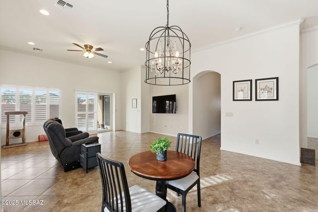 9625 N Hebden Way, Marana, AZ 85653