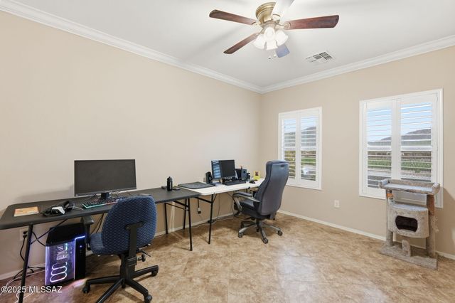 9625 N Hebden Way, Marana, AZ 85653