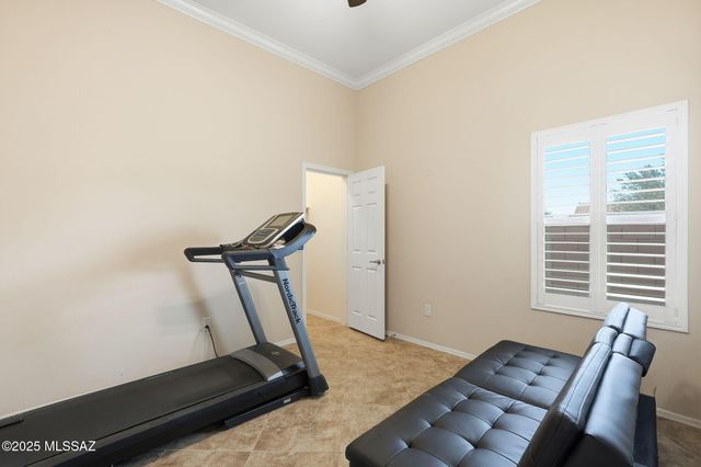 9625 N Hebden Way, Marana, AZ 85653