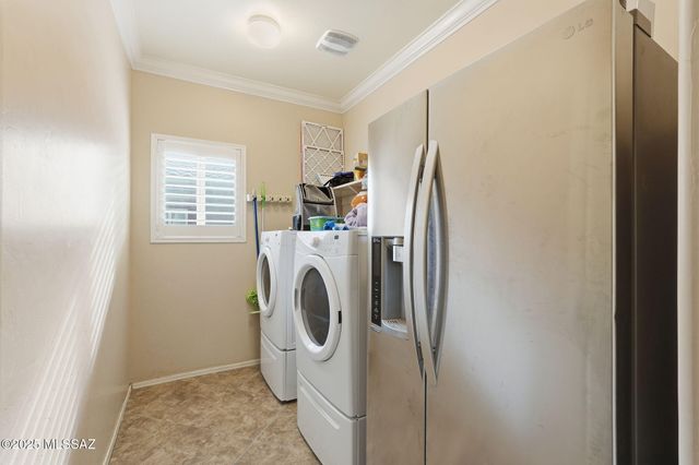 9625 N Hebden Way, Marana, AZ 85653