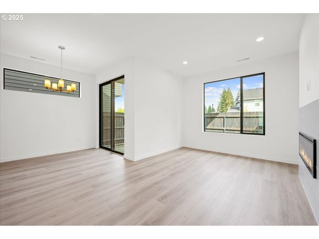 5029 Ne 113TH Loop, Vancouver, WA 98686