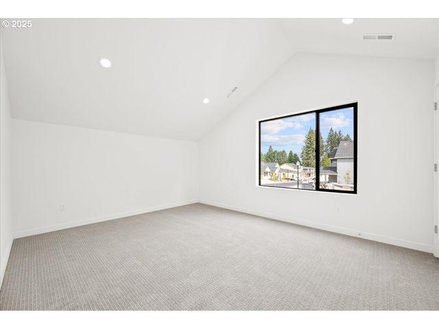 5029 Ne 113TH Loop, Vancouver, WA 98686