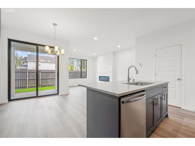 5029 Ne 113TH Loop, Vancouver, WA 98686