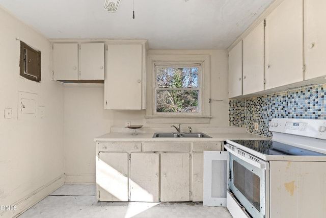 1205 Watauga Street, Raleigh, NC 27604