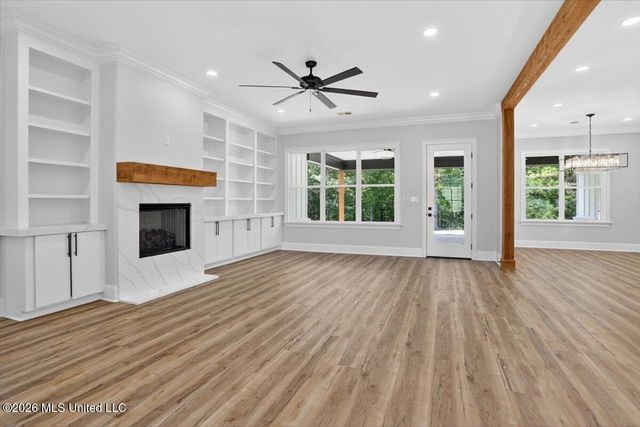 217 Byhalia Creek Farms Road, Byhalia, MS 38611