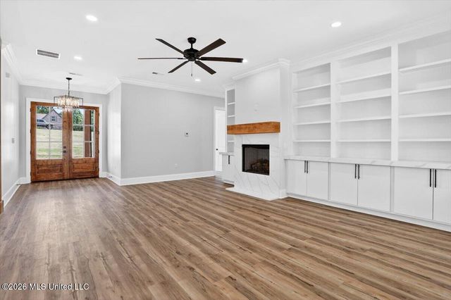217 Byhalia Creek Farms Road, Byhalia, MS 38611