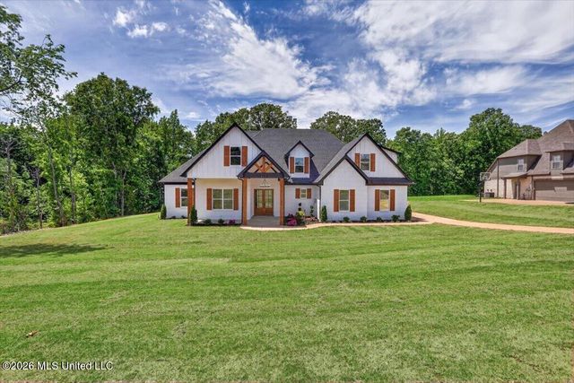217 Byhalia Creek Farms Road, Byhalia, MS 38611