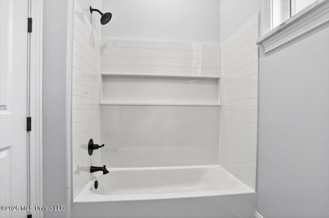 217 Byhalia Creek Farms Road, Byhalia, MS 38611