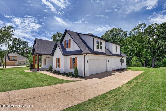 217 Byhalia Creek Farms Road, Byhalia, MS 38611