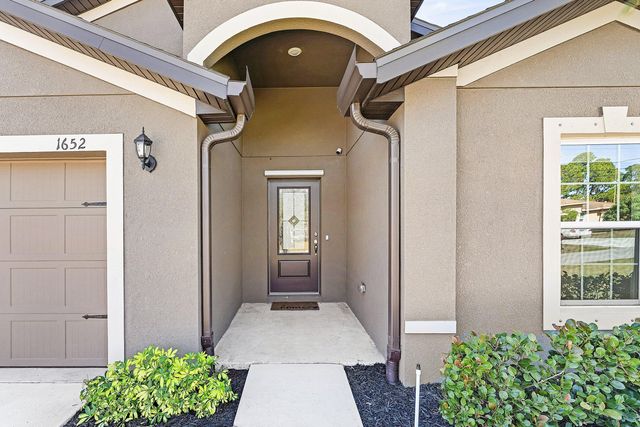 1652 SW Penrose Avenue, Port St. Lucie, Port St Lucie, FL 34953