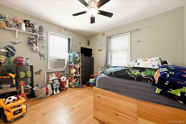 81 Franklin Street, Elmont, NY 11003
