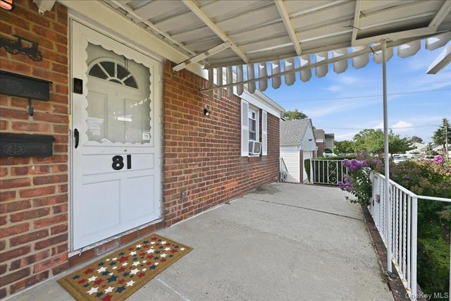 81 Franklin Street, Elmont, NY 11003