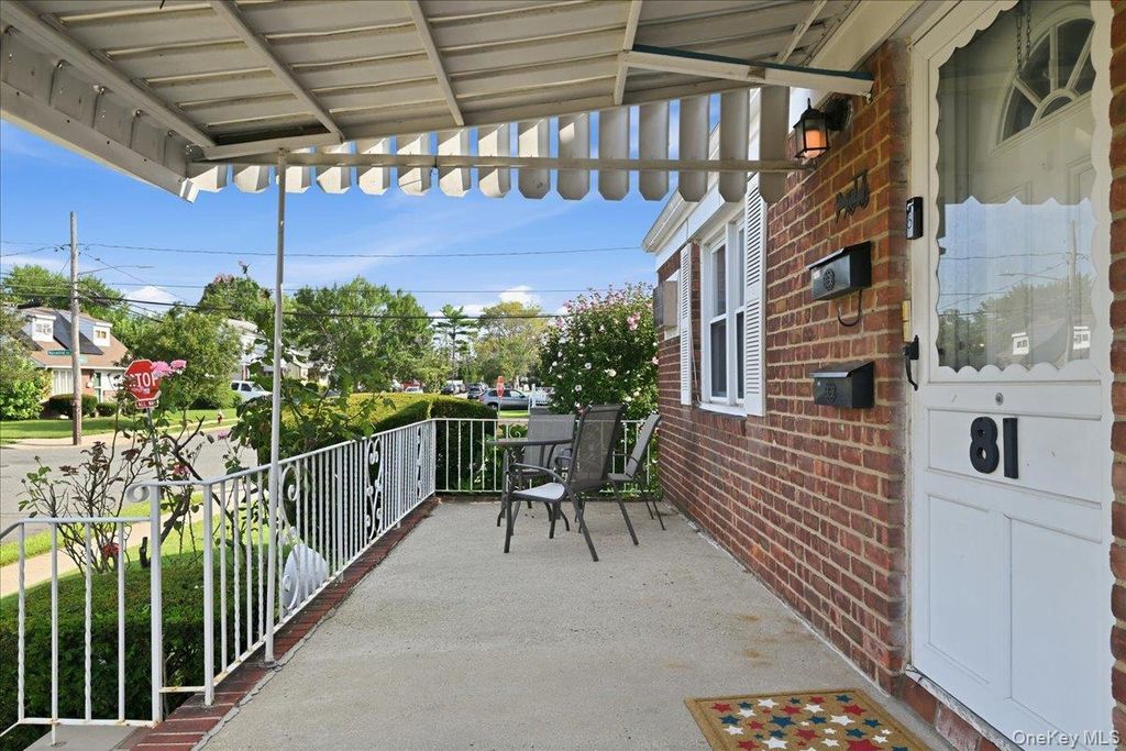 81 Franklin Street, Elmont, NY 11003 — photo 5