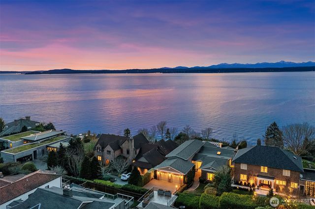 2629 46th Avenue W, Seattle, WA 98199