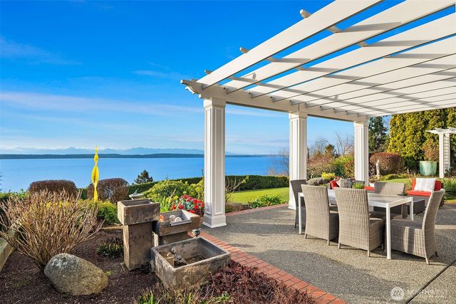 2629 46th Avenue W, Seattle, WA 98199