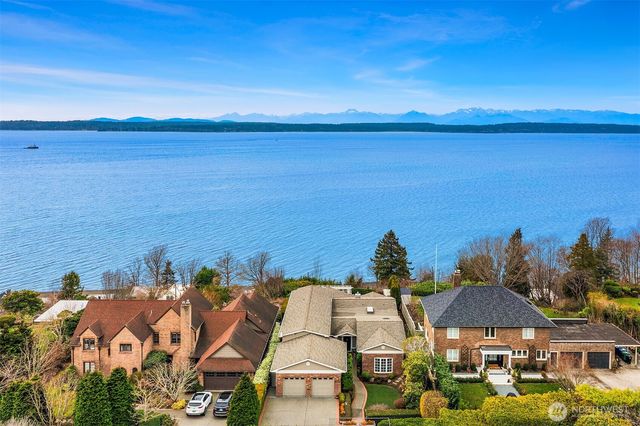 2629 46th Avenue W, Seattle, WA 98199