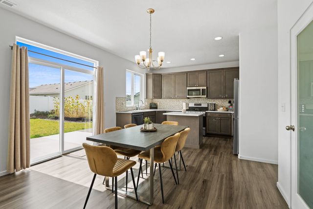12949 W 1st Ave, Airway Heights, WA 99001