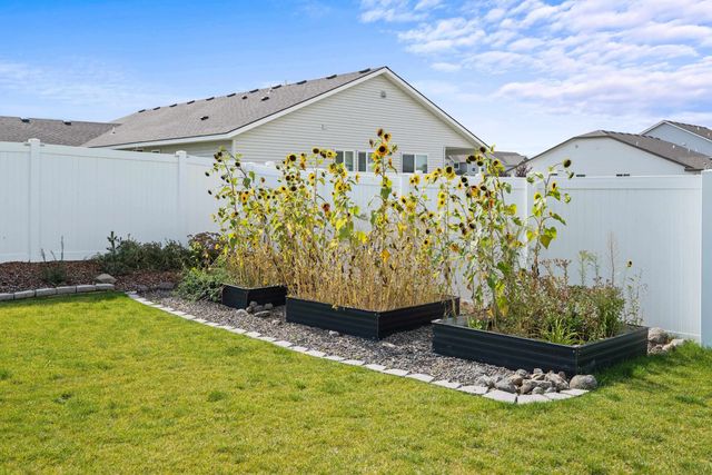 12949 W 1st Ave, Airway Heights, WA 99001