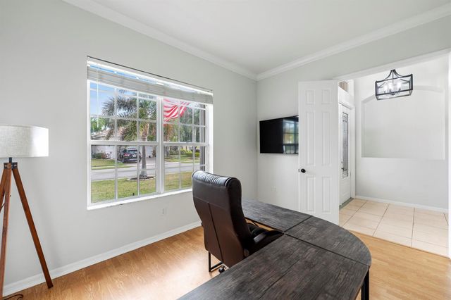 625 SW Long Key Court, Port St. Lucie, FL 34986