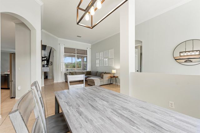 625 SW Long Key Court, Port St. Lucie, FL 34986