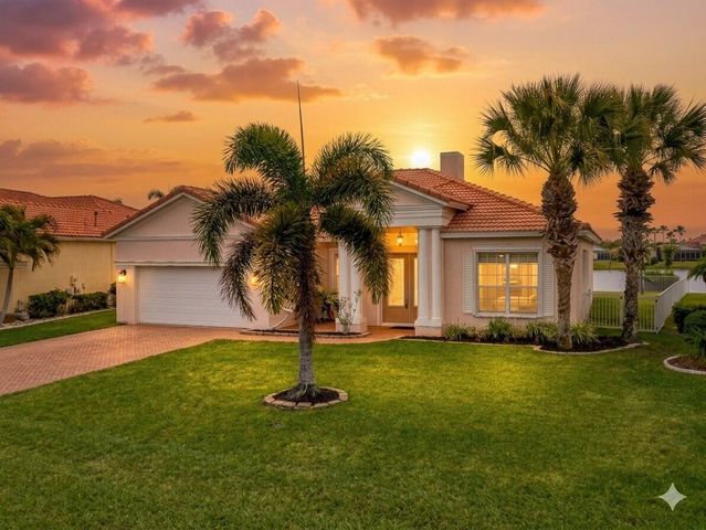 625 SW Long Key Court, Port St. Lucie, FL 34986