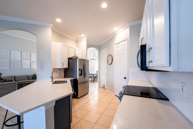 625 SW Long Key Court, Port St. Lucie, FL 34986